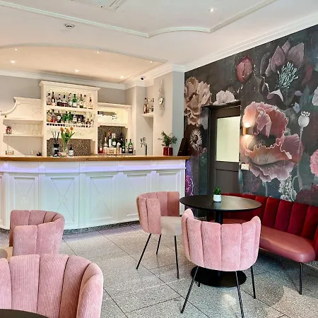 Windsor & Hotel 4*
